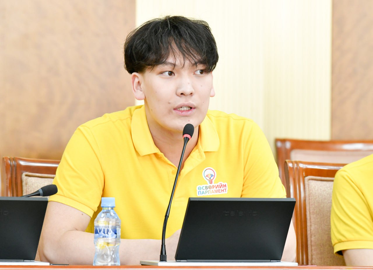 Бидний амьдрал дахь парламентын боловсрол...